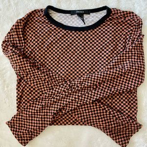 long sleeved checkered top!